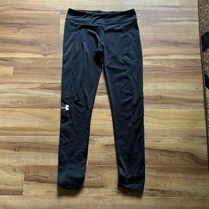 Women’s black under armor leggings
